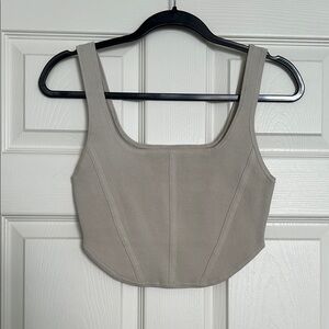 Aritzia Babaton Cropped Sculpt Knit Tank